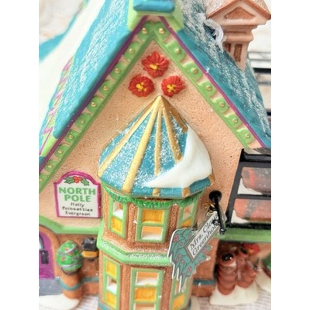 Dept 56 North Pole Series Mrs. Claus' Greenhouse Lighted Porcelain 1997-Read - Picture 16 of 16